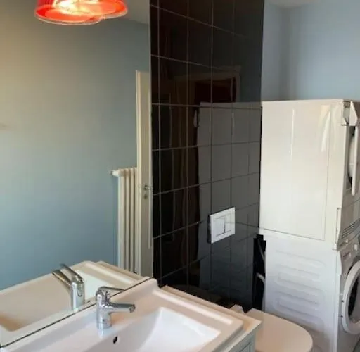 Fancy 1 Bedroom Flat In The Center