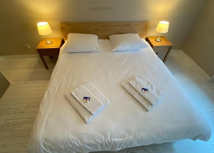 Fancy 1 Bedroom Flat In The Center Lejlighed